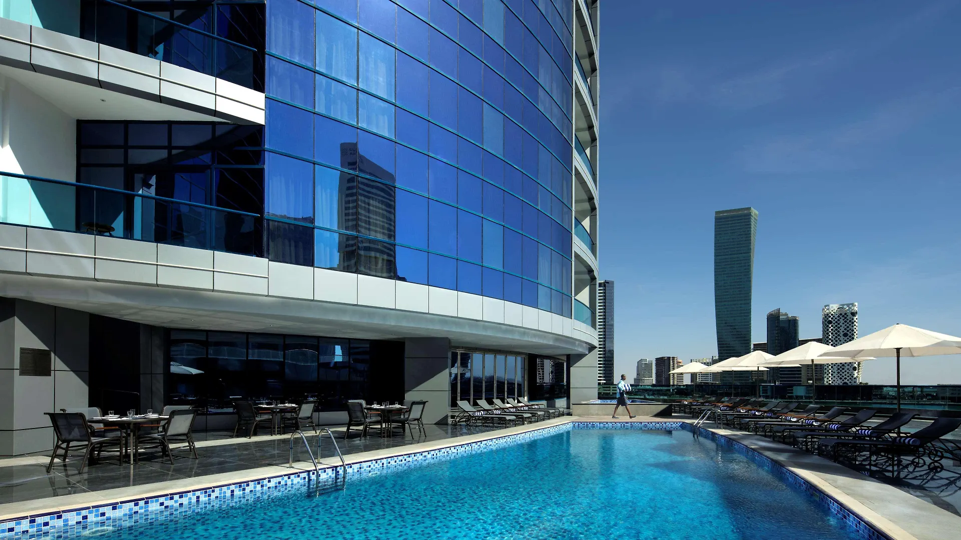 Radisson Blu Hotel, Dubai Waterfront 5*,  United Arab Emirates