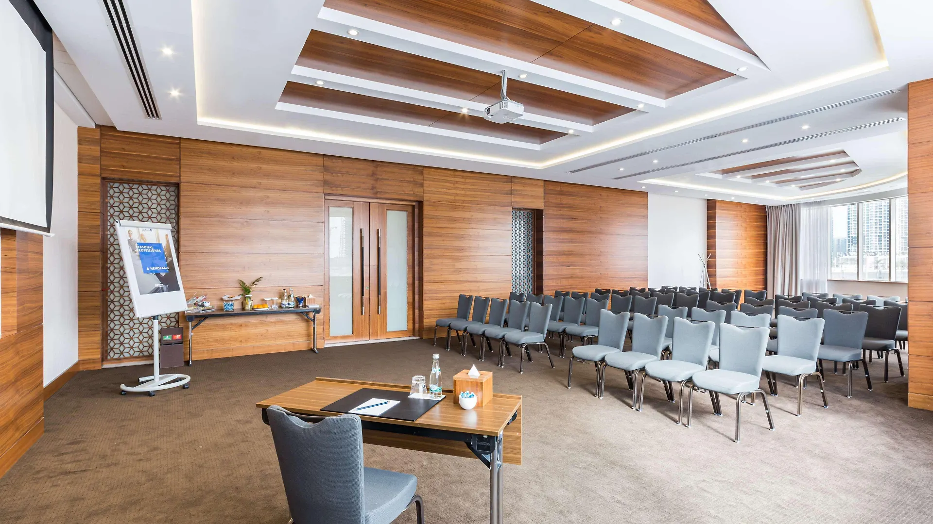 Radisson Blu Hotel, Dubai Waterfront 5*,  United Arab Emirates