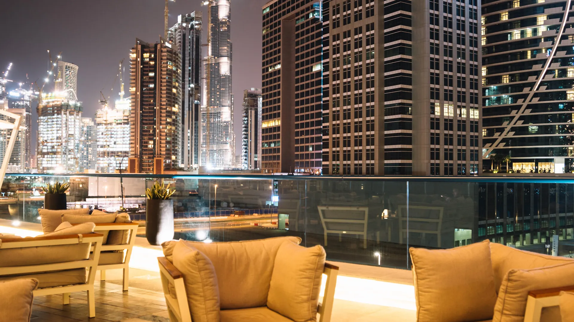 Radisson Blu Hotel, Dubai Waterfront Hotel