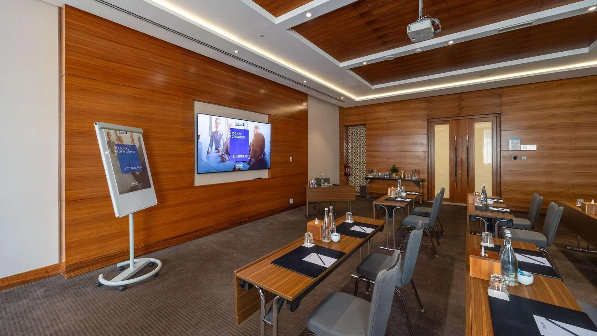 Radisson Blu Hotel, Dubai Waterfront United Arab Emirates