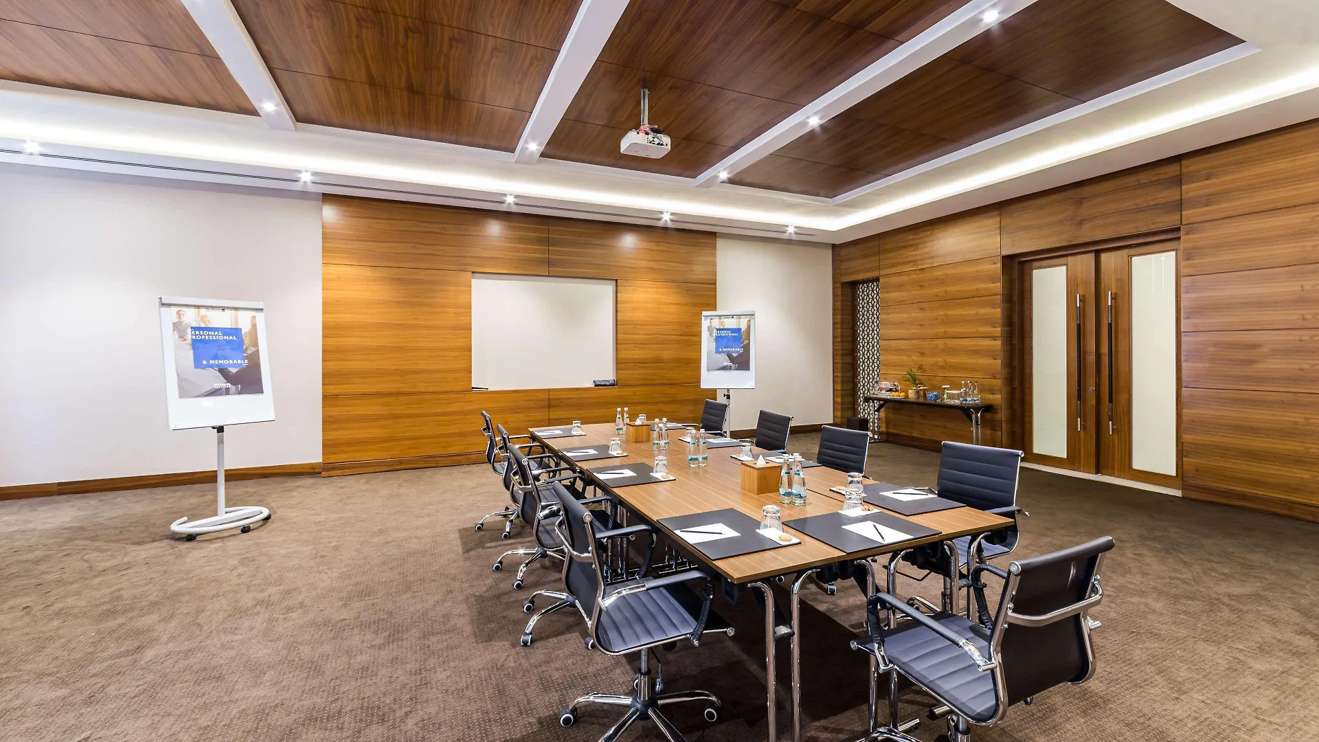 Radisson Blu Hotel, Dubai Waterfront Hotel