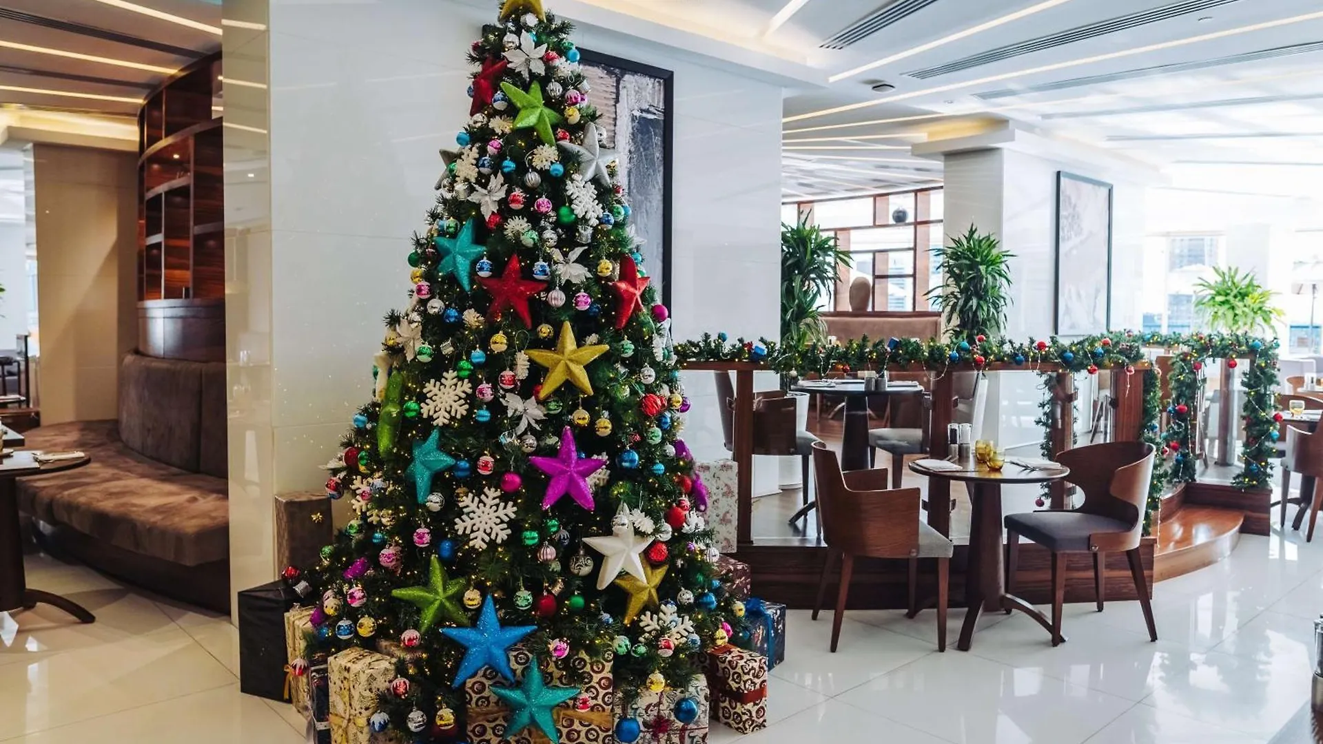 Radisson Blu Hotel, Dubai Waterfront 5*,  United Arab Emirates